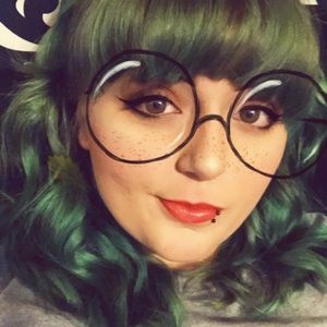 Meet your Posher, Camille